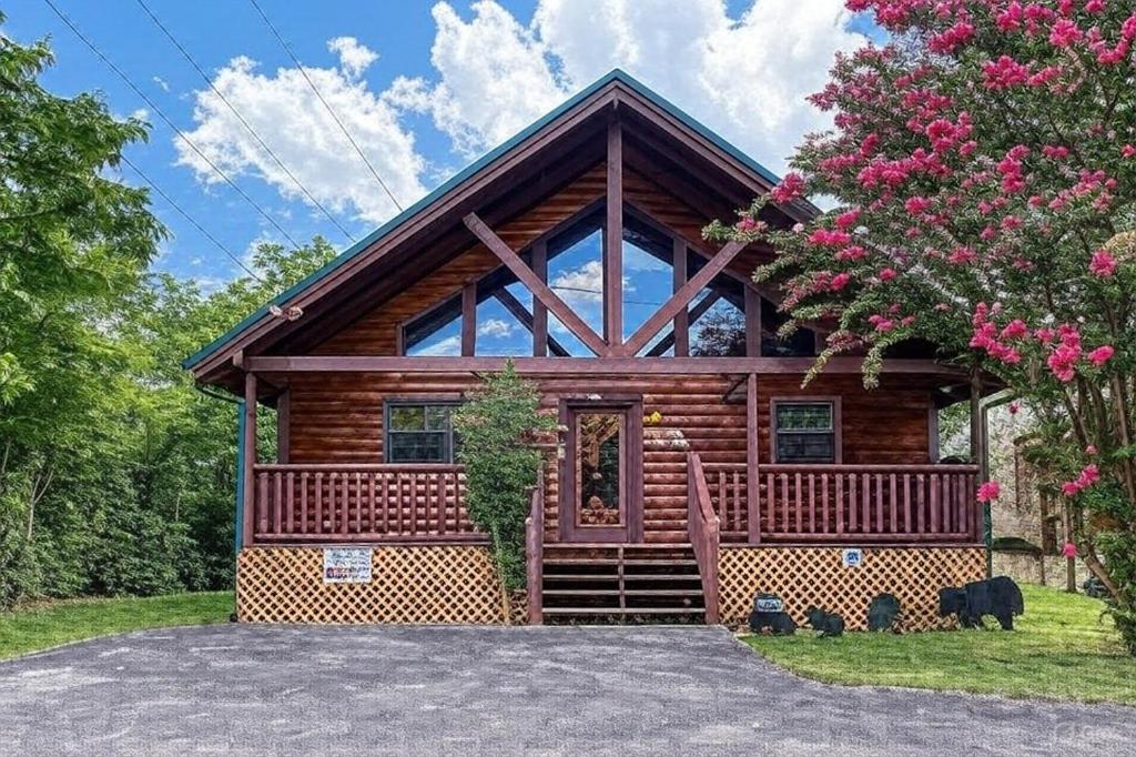 Always Kiss Me Goodnight- Hot Tub, You Get 1089 Of Free Area Attraction Tickets For Each Paid Day! Pigeon Forge Luaran gambar